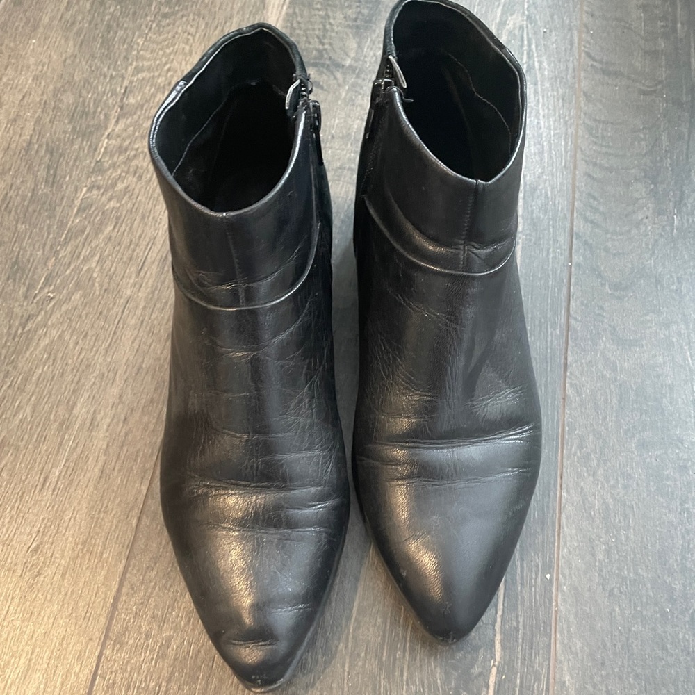 Nine West Black Leather Ankle Boot